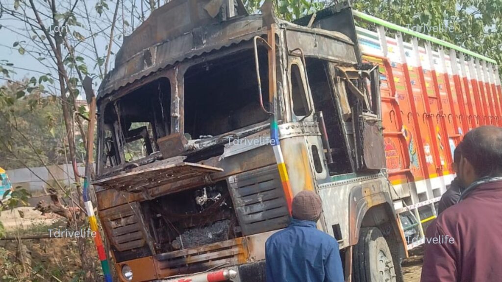 Fire Incident in Nalagarh Truck Union Parking: ट्रक मालिक को भारी नुकसान 2 Fire