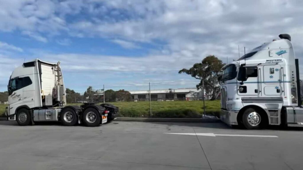 A Day in the Life of a Truck Driver: long haul trucking Melbourne to Sydney Journey 2 LongHaulTrucking